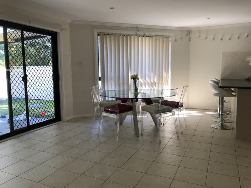 12 Brunswick Heads Crescent, Hoxton Park NSW 2171