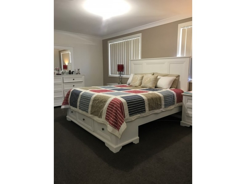 12 Brunswick Heads Crescent, Hoxton Park NSW 2171