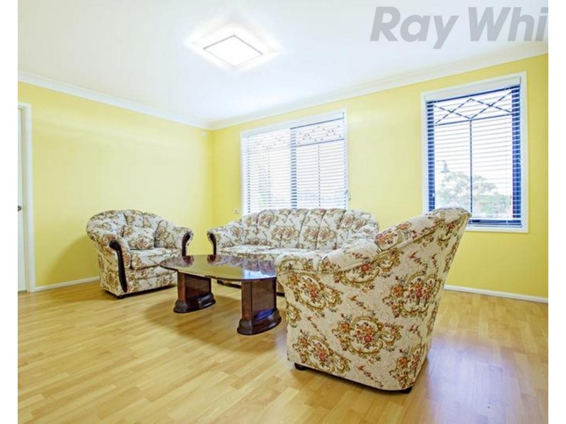 7 Cayley Place, Horningsea Park NSW 2171