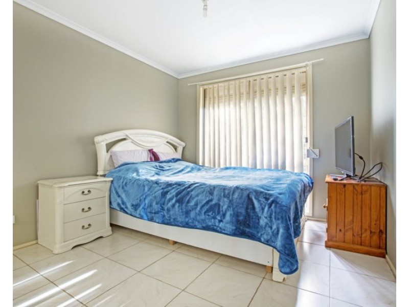 4 Bellingen Way, Hoxton Park NSW 2171