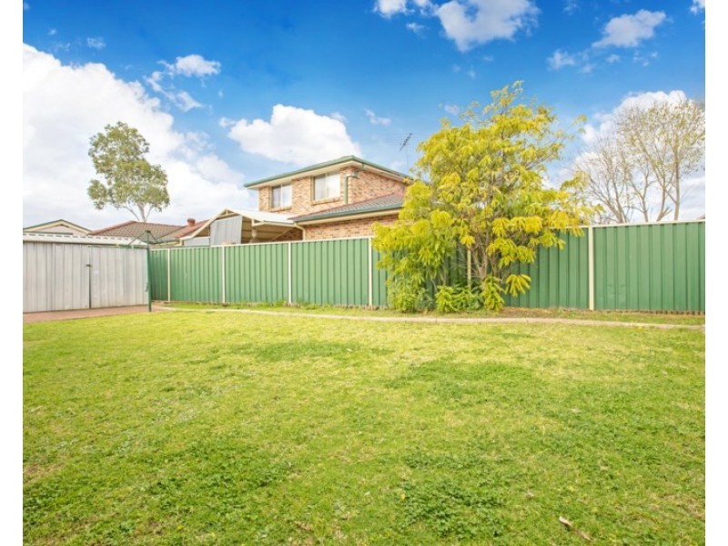 4 Bellingen Way, Hoxton Park NSW 2171