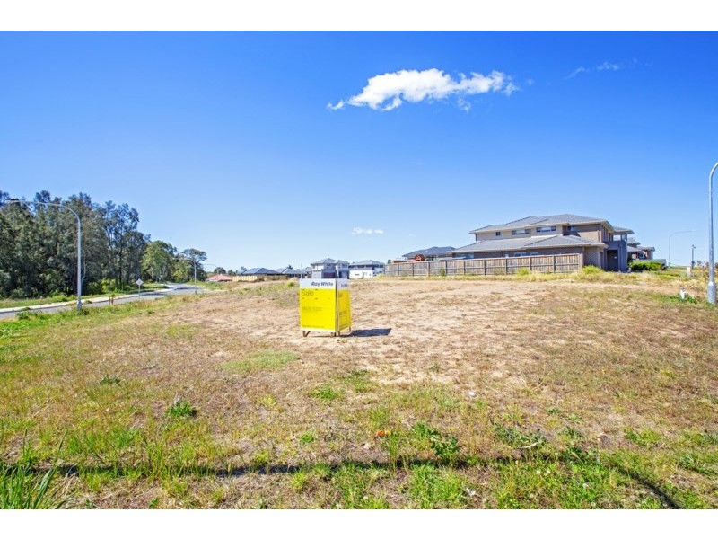 65 Pacific Palms Circuit, Carnes Hill NSW 2171