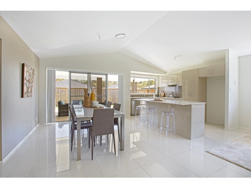 46 Charlie Street, Middleton Grange NSW 2171