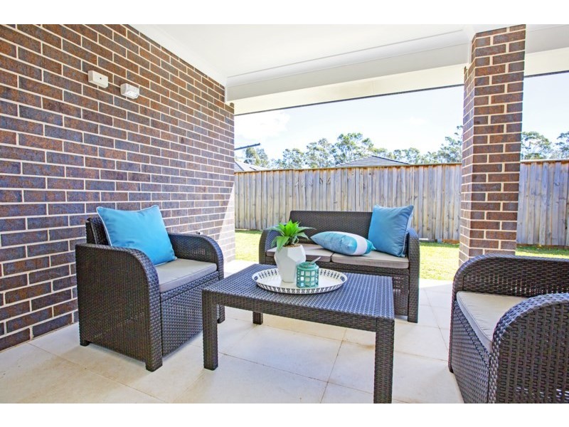 46 Charlie Street, Middleton Grange NSW 2171