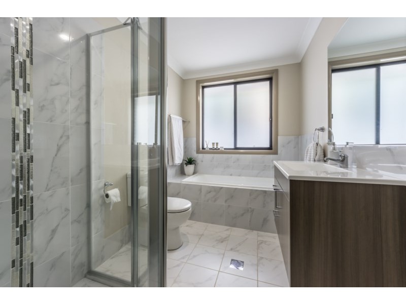 Lot 136 Southern Cross Drive, Middleton Grange NSW 2171