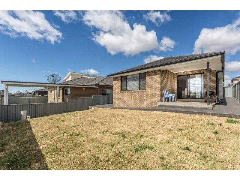 Lot 136 Southern Cross Drive, Middleton Grange NSW 2171