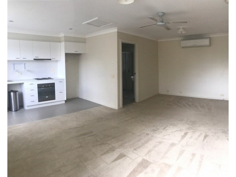 37a Cadman Avenue, West Hoxton NSW 2171