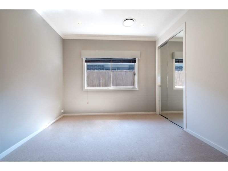 54 Pioneer Drive, Carnes Hill NSW 2171
