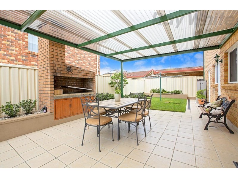 48 Coronation Drive, Green Valley NSW 2168