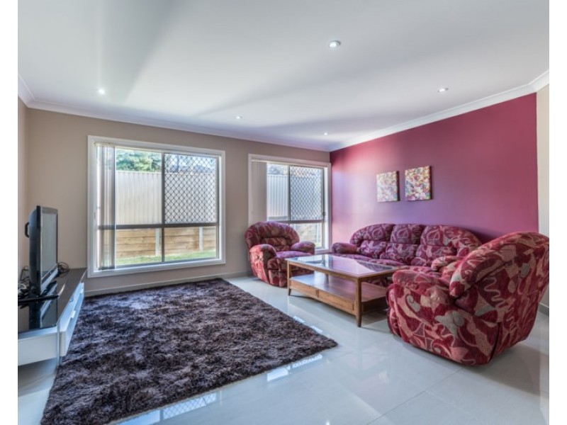 41 Mathinna Circuit, West Hoxton NSW 2171
