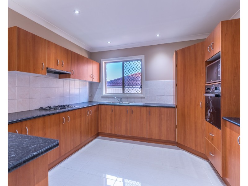 41 Mathinna Circuit, West Hoxton NSW 2171