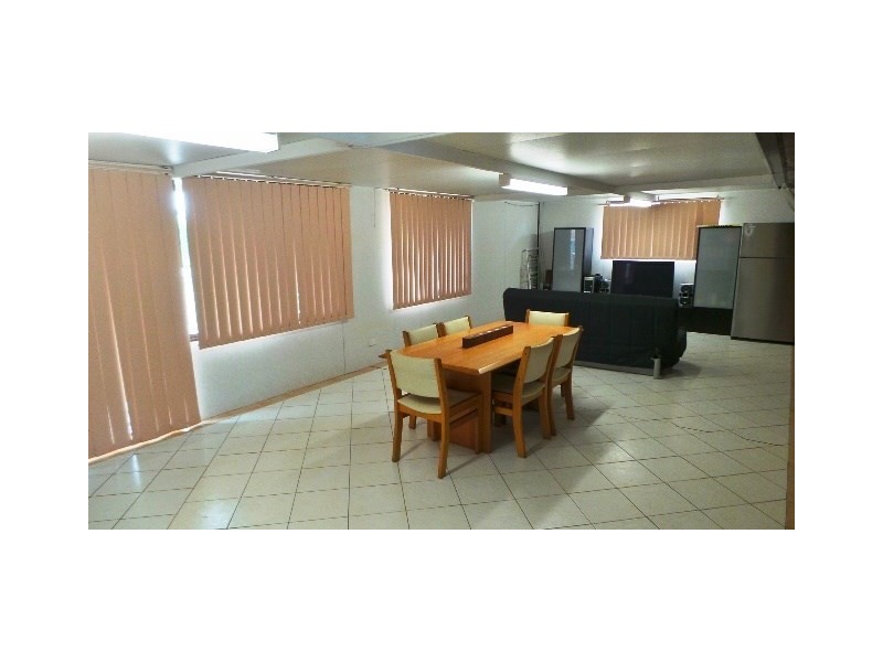 9 Hamlet Cresent, Rosemeadow NSW 2560