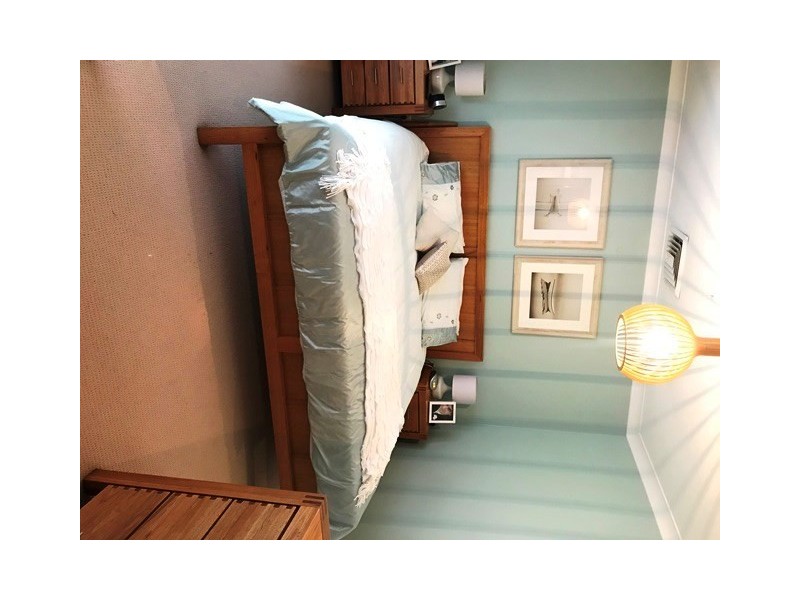 9 Julia Close, West Hoxton NSW 2171