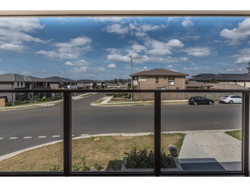 8 Kingsford Smith Avenue, Middleton Grange NSW 2171