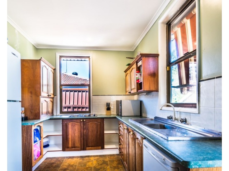 63 Grainger Avenue, Mount Pritchard NSW 2170