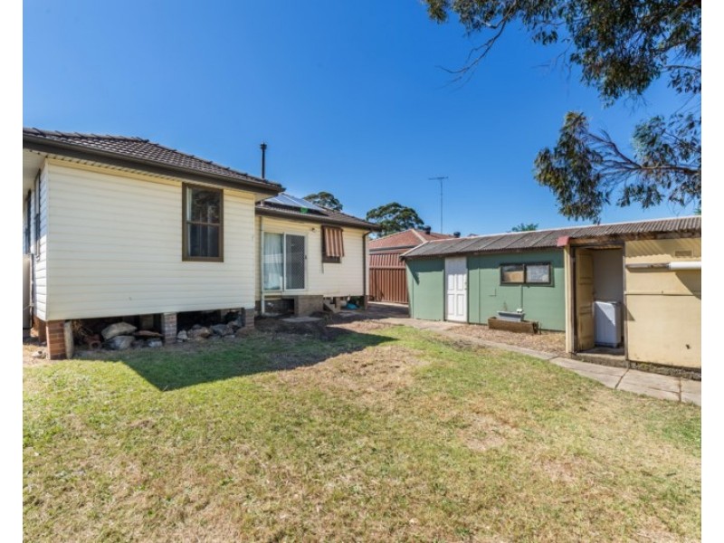 63 Grainger Avenue, Mount Pritchard NSW 2170