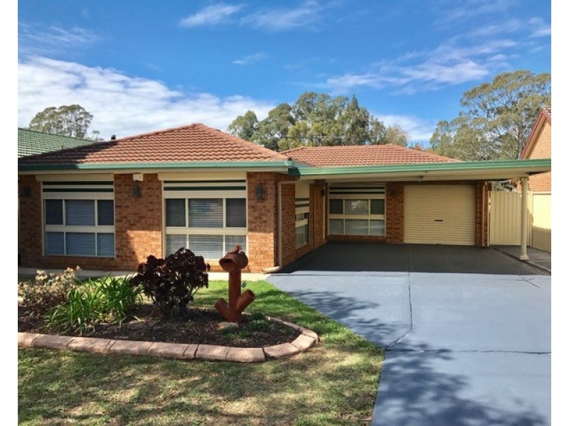 22 Swan Circuit, Green Valley NSW 2168