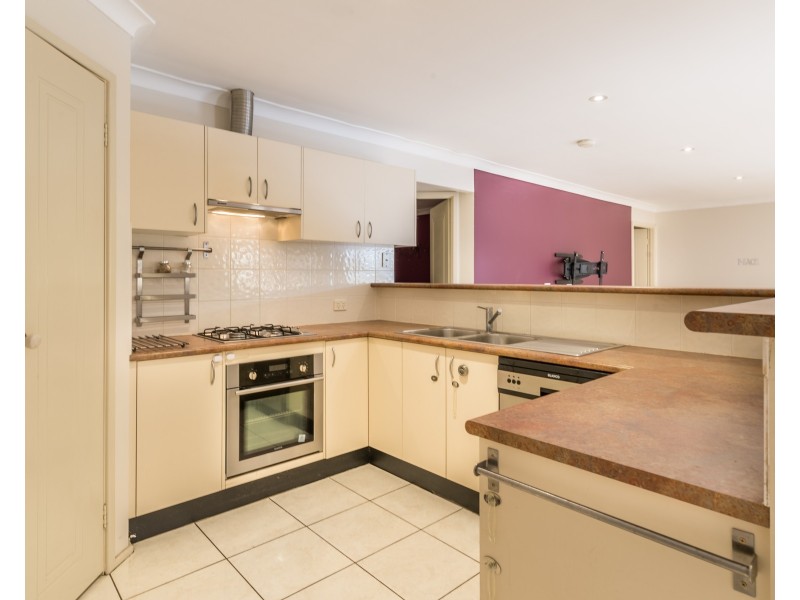 19 Coffs Harbour Avenue, Hoxton Park NSW 2171