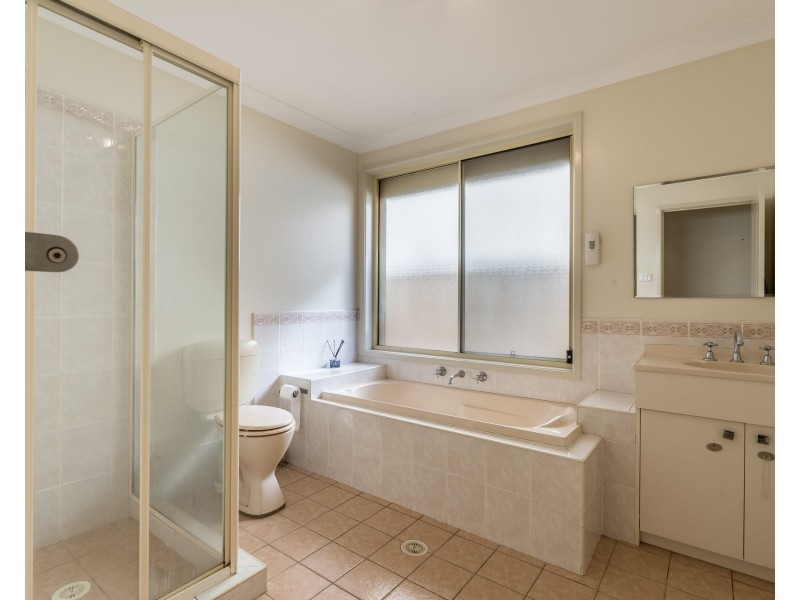 19 Coffs Harbour Avenue, Hoxton Park NSW 2171