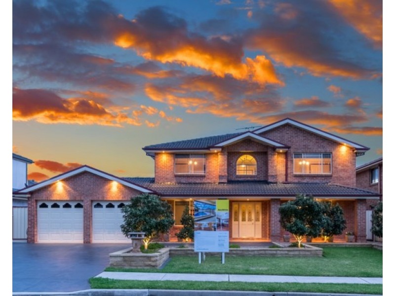 8 Sarah Hollands Drive, Horningsea Park NSW 2171