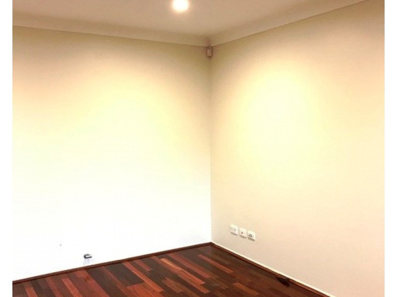 5 Sentinel Close, Horningsea Park NSW 2171