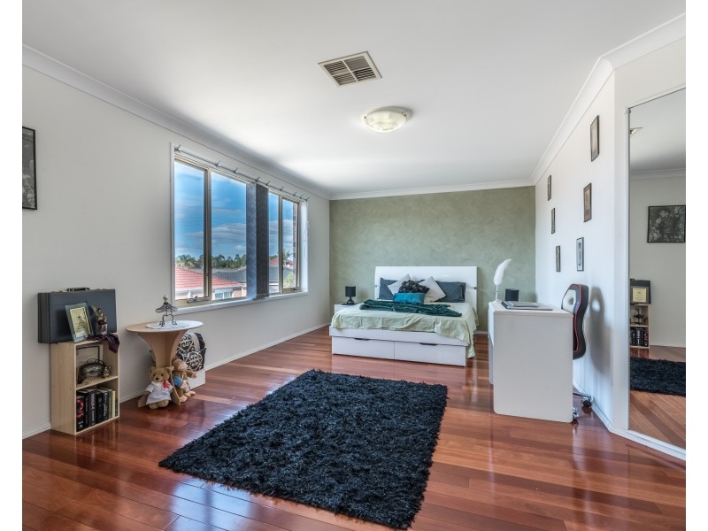 10 Newry Close, Hinchinbrook NSW 2168