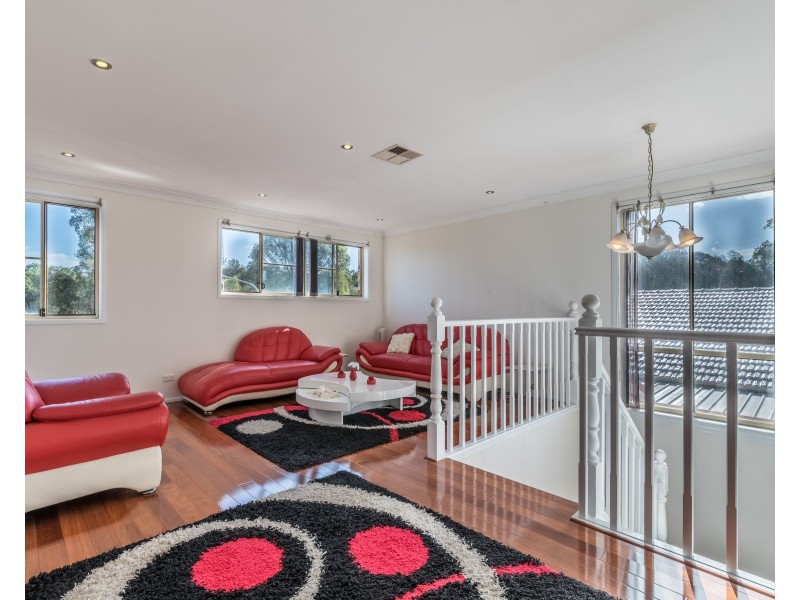 10 Newry Close, Hinchinbrook NSW 2168