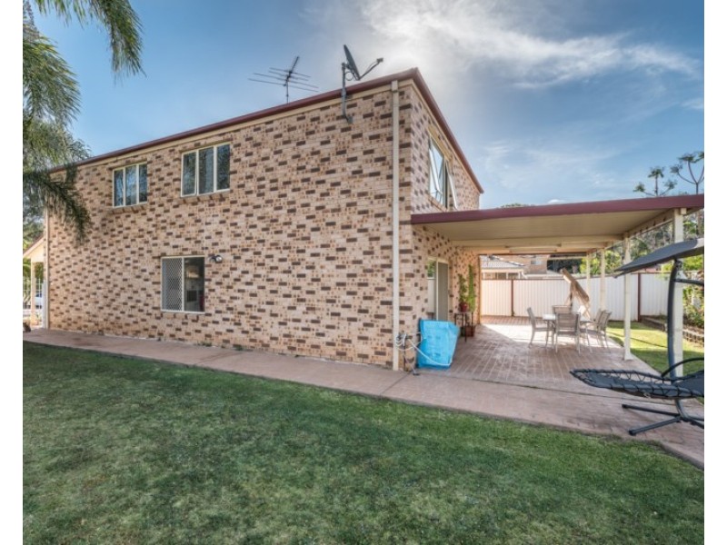 10 Newry Close, Hinchinbrook NSW 2168