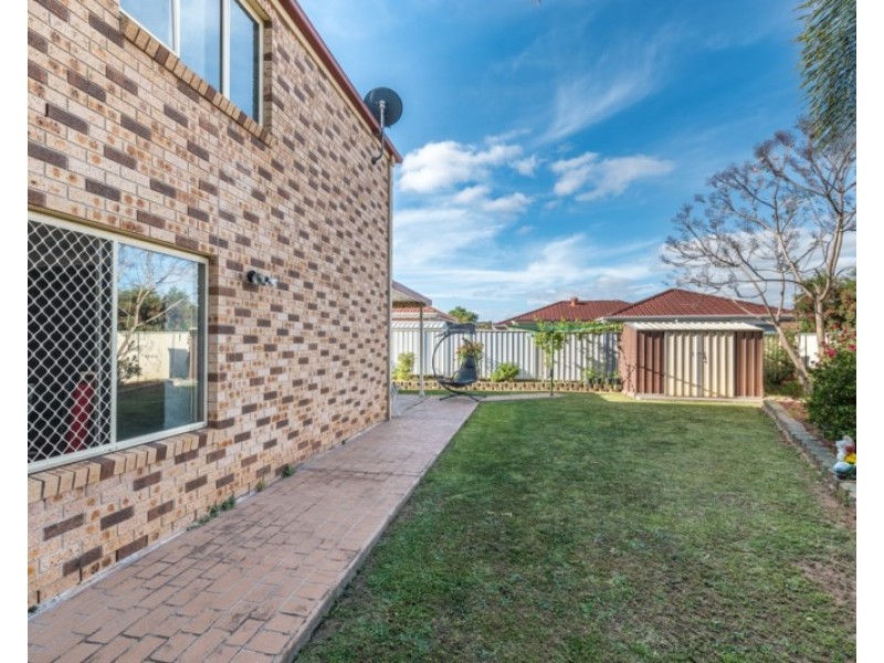 10 Newry Close, Hinchinbrook NSW 2168