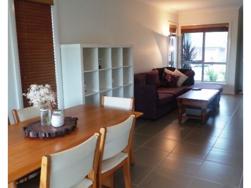 61 Hemsworth Avenue, Middleton Grange NSW 2171