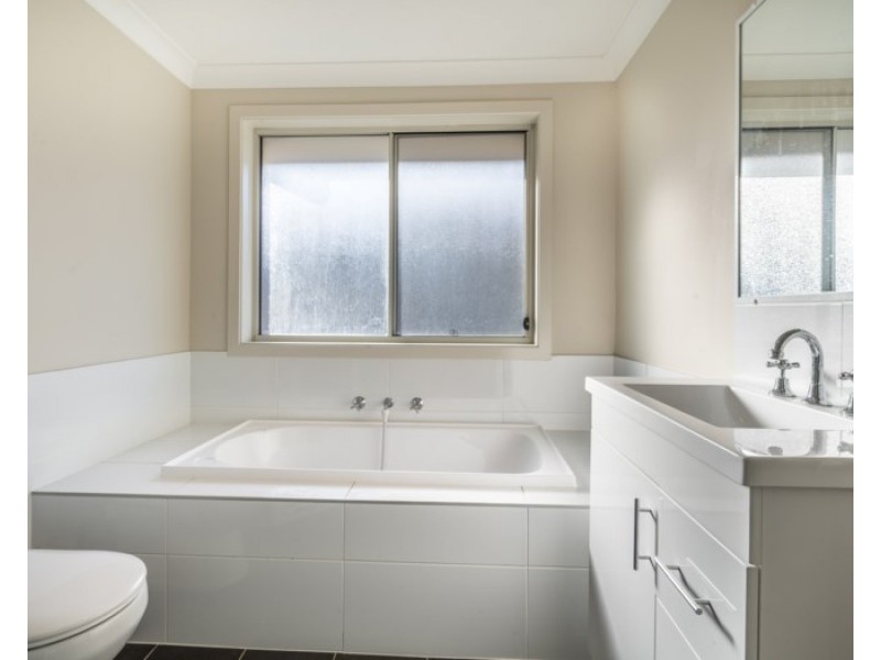 49 Inverell Avenue, Hinchinbrook NSW 2168