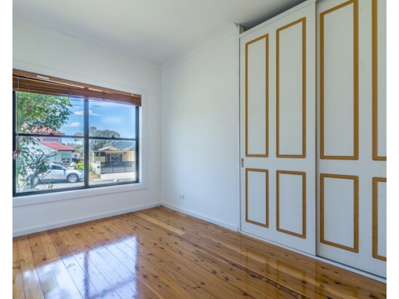 4 Banksia Crescent, Fairfield East NSW 2165