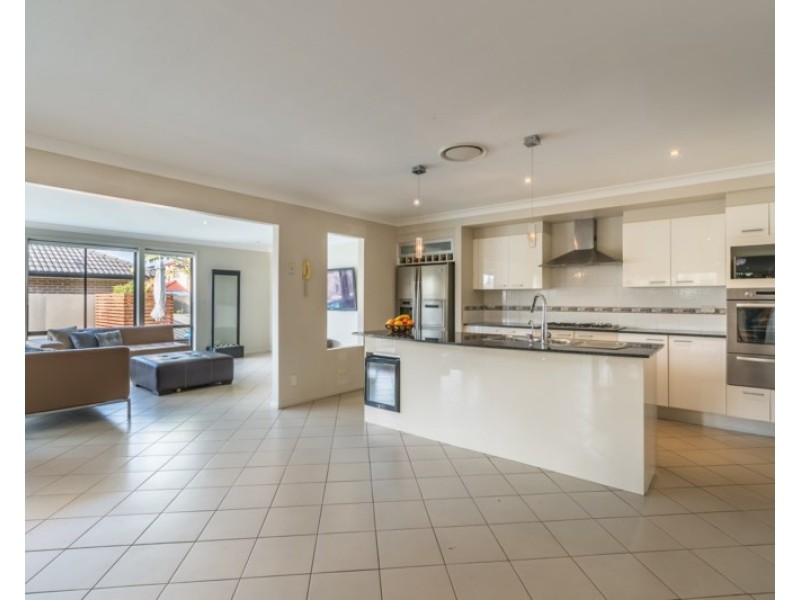 21 Dalmeny Drive, Prestons NSW 2170