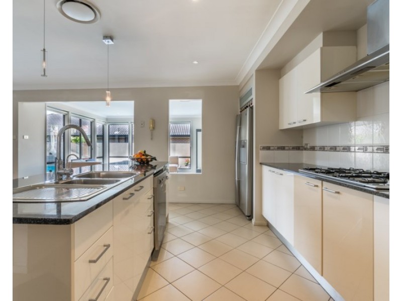 21 Dalmeny Drive, Prestons NSW 2170