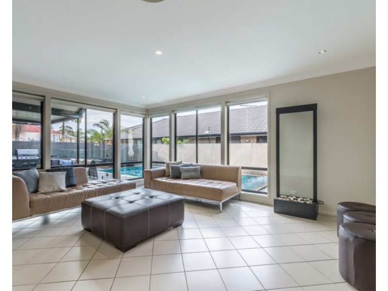 21 Dalmeny Drive, Prestons NSW 2170