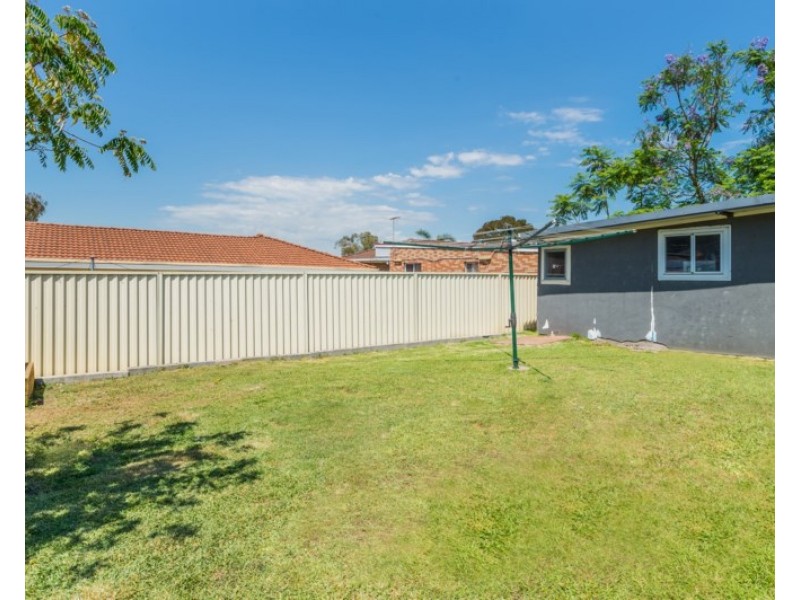 34 Swan Circuit, Green Valley NSW 2168