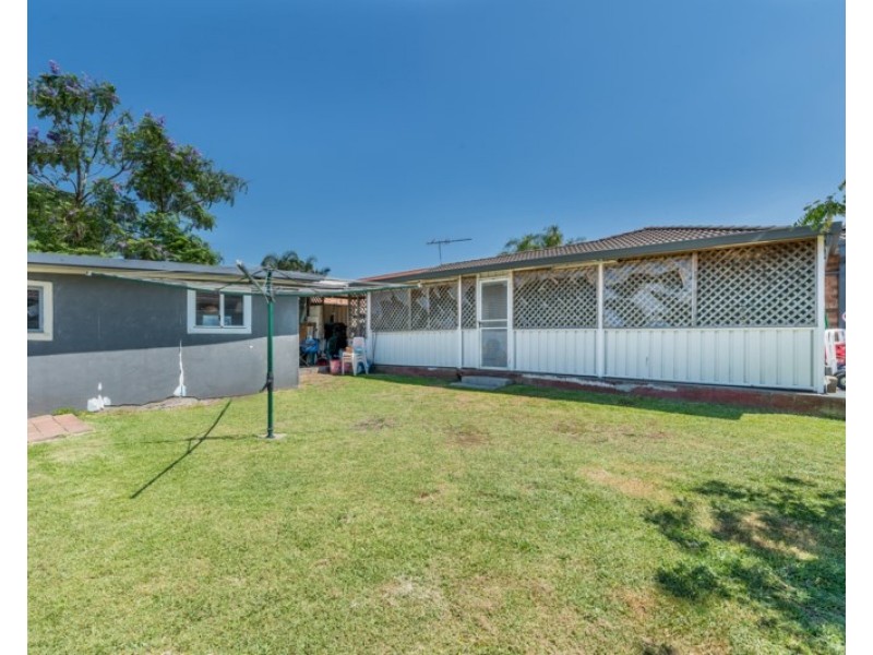 34 Swan Circuit, Green Valley NSW 2168