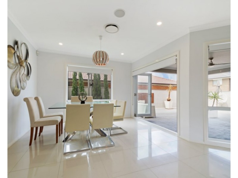 86 Pioneer Drive, Carnes Hill NSW 2171