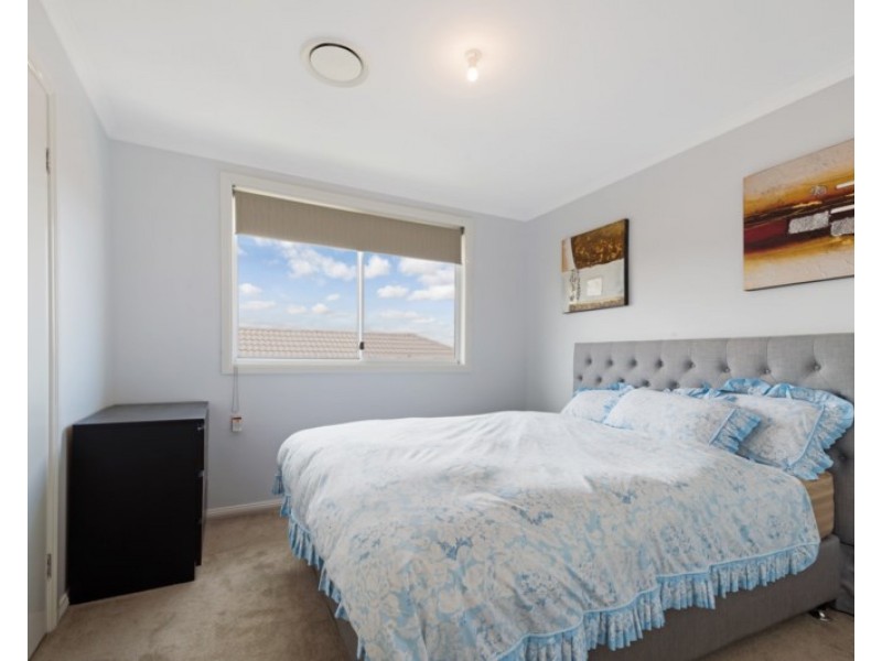 86 Pioneer Drive, Carnes Hill NSW 2171