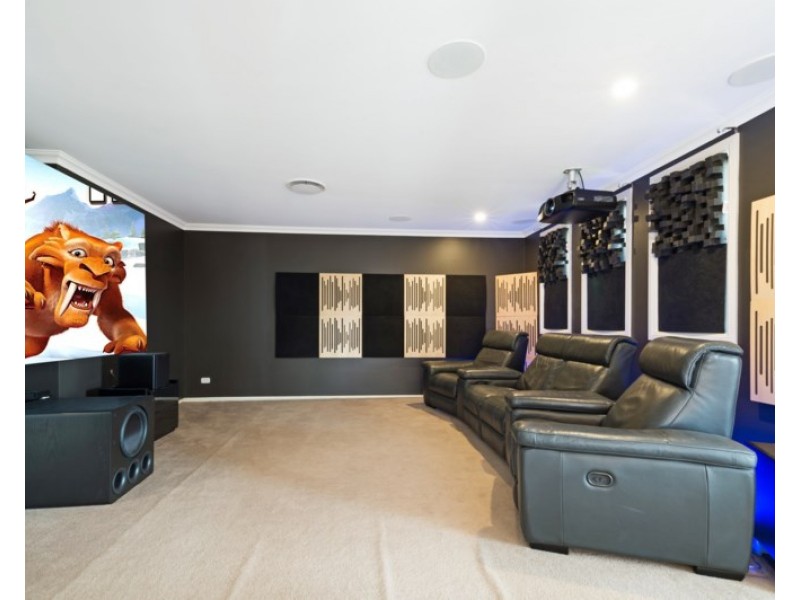 86 Pioneer Drive, Carnes Hill NSW 2171