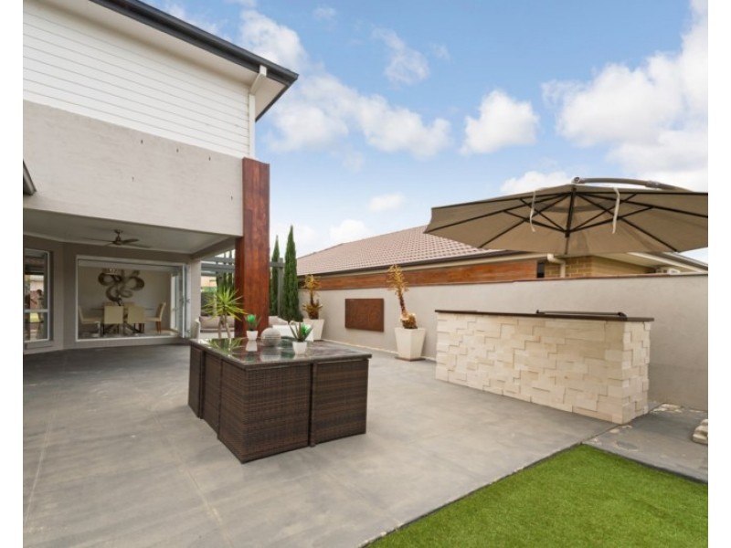 86 Pioneer Drive, Carnes Hill NSW 2171