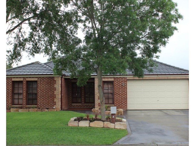 4 Archer Way, West Hoxton NSW 2171