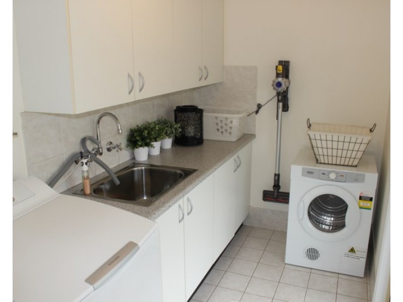 4 Archer Way, West Hoxton NSW 2171