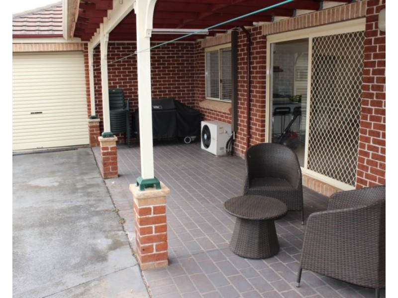 4 Archer Way, West Hoxton NSW 2171
