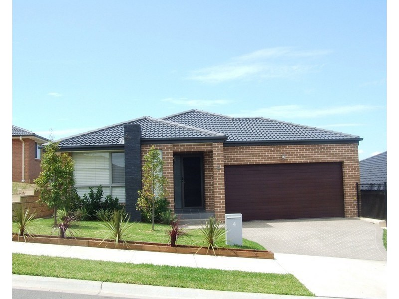 4 Echo Avenue, Middleton Grange NSW 2171