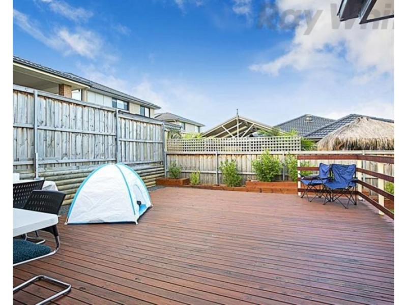 4 Echo Avenue, Middleton Grange NSW 2171