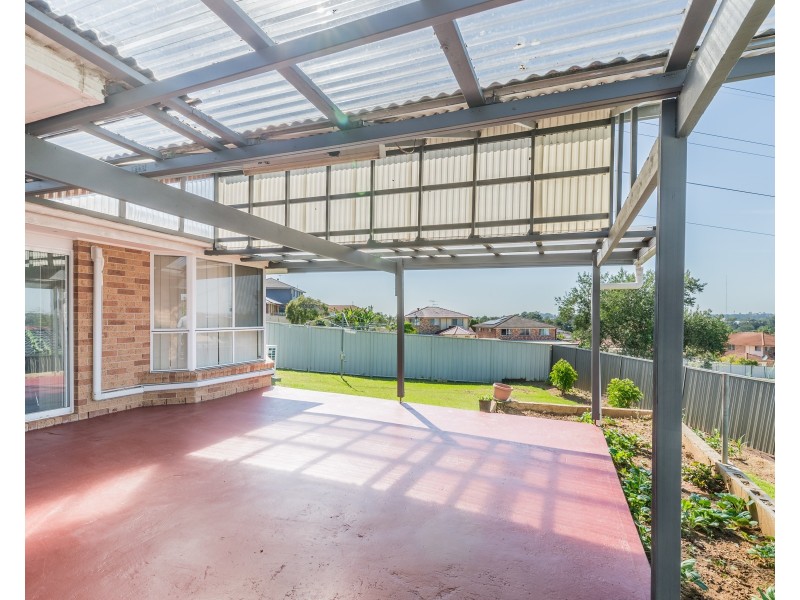 8 Pavo Close, Hinchinbrook NSW 2168