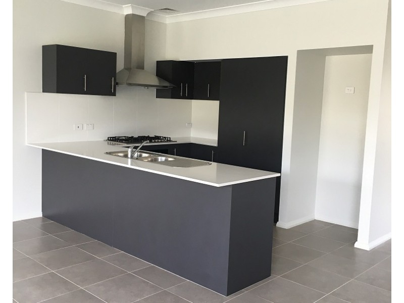 52 Pennyroyal Boulevard, Leppington NSW 2179