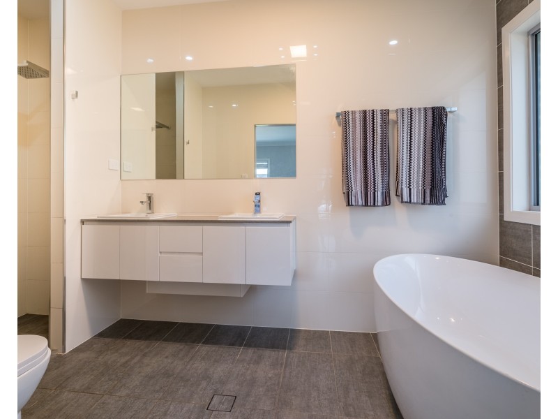 45 Mary Wade Place, Carnes Hill NSW 2171