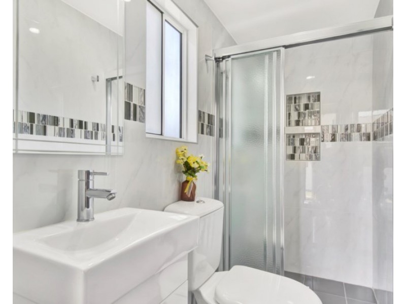 Canley Heights NSW 2166